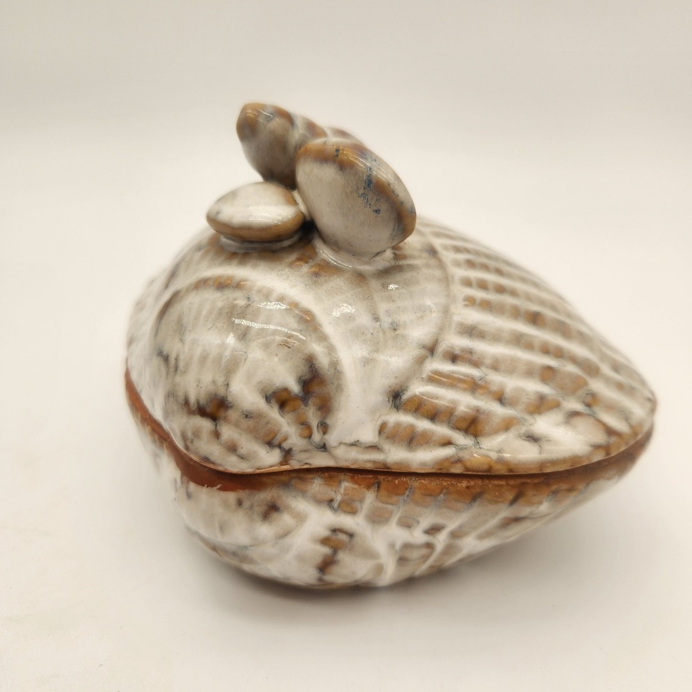Vintage Ceramic Trinket/Jewelry Box Pottery Clam Shape Costal Decor
